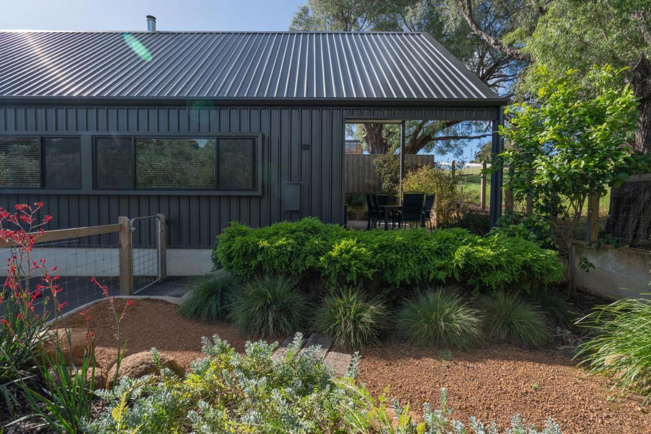 Margaret River Bungalow-1-Street - Pet Friendly Buitenkant foto